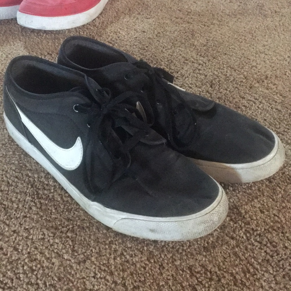 Nike Black Shoes